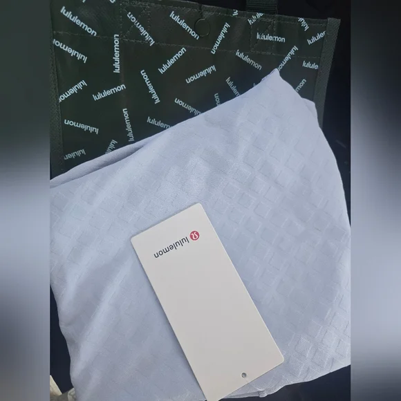 NWT Lululemon Athletica 3D Jacquard Diamond Train HighRise 25" SIZE10 Blue W/bag - Picture 9 of 11